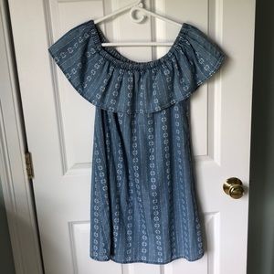 Off the shoulder printed dress
